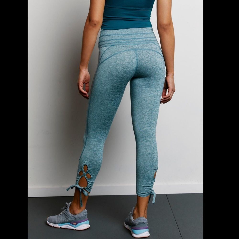 NWT Free People High-Rise 7/8 L Swerve Leggings - Picture 6 of 9
